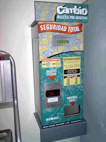 Máquina de cambio de billetes por monedas, modelo instalado en campo